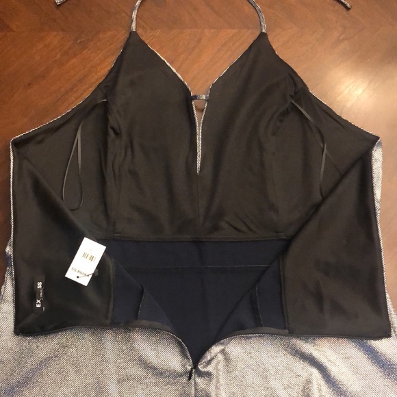 Express Halter in Silver - Picture 14 of 17